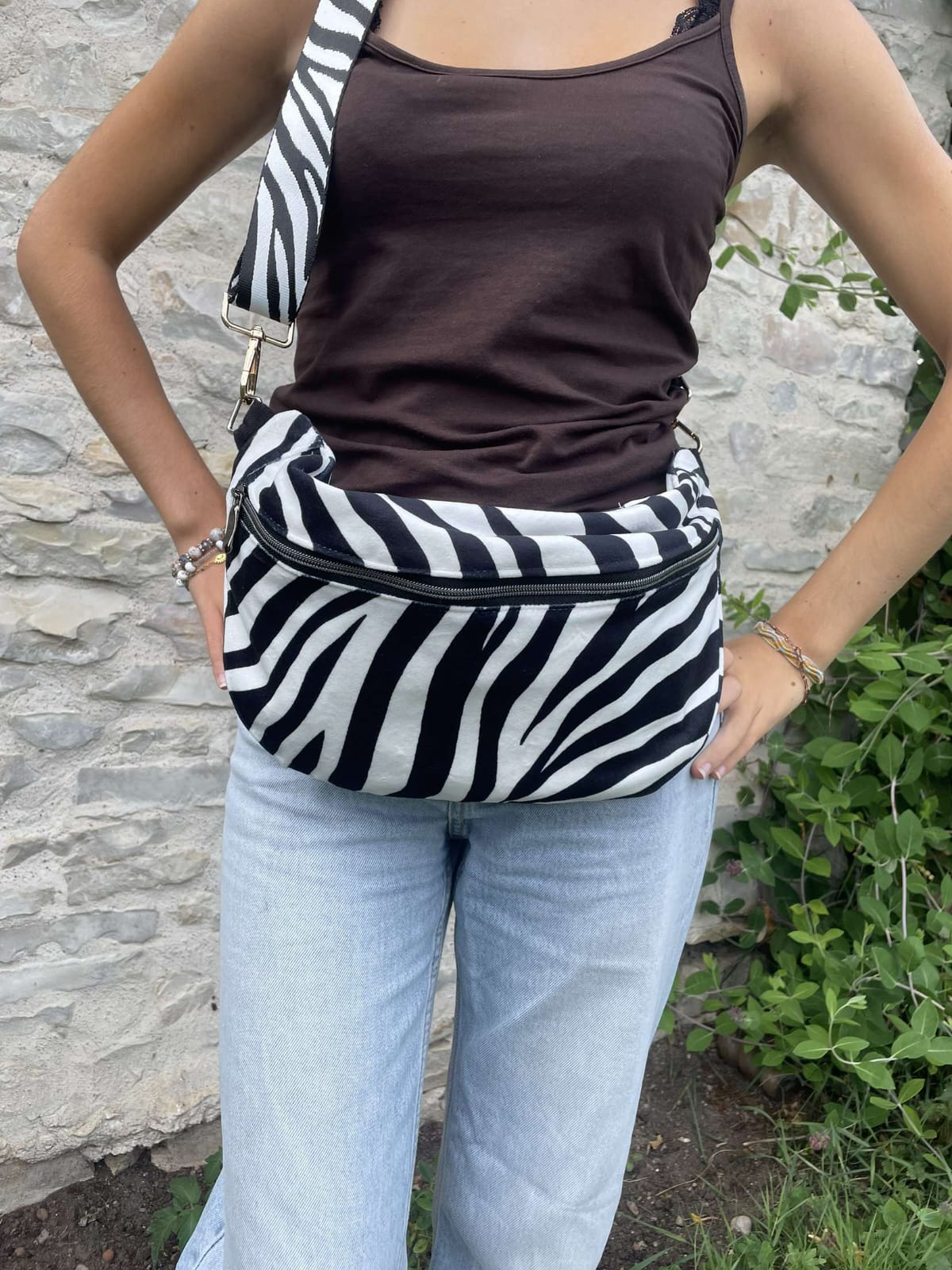 Grand Sac banane en velours bandoulière réglable